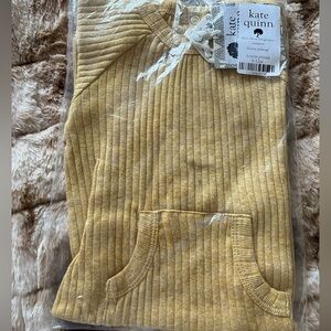 Kate Quinn Short Sleeve Kanga Sport Size 6-12 Months
